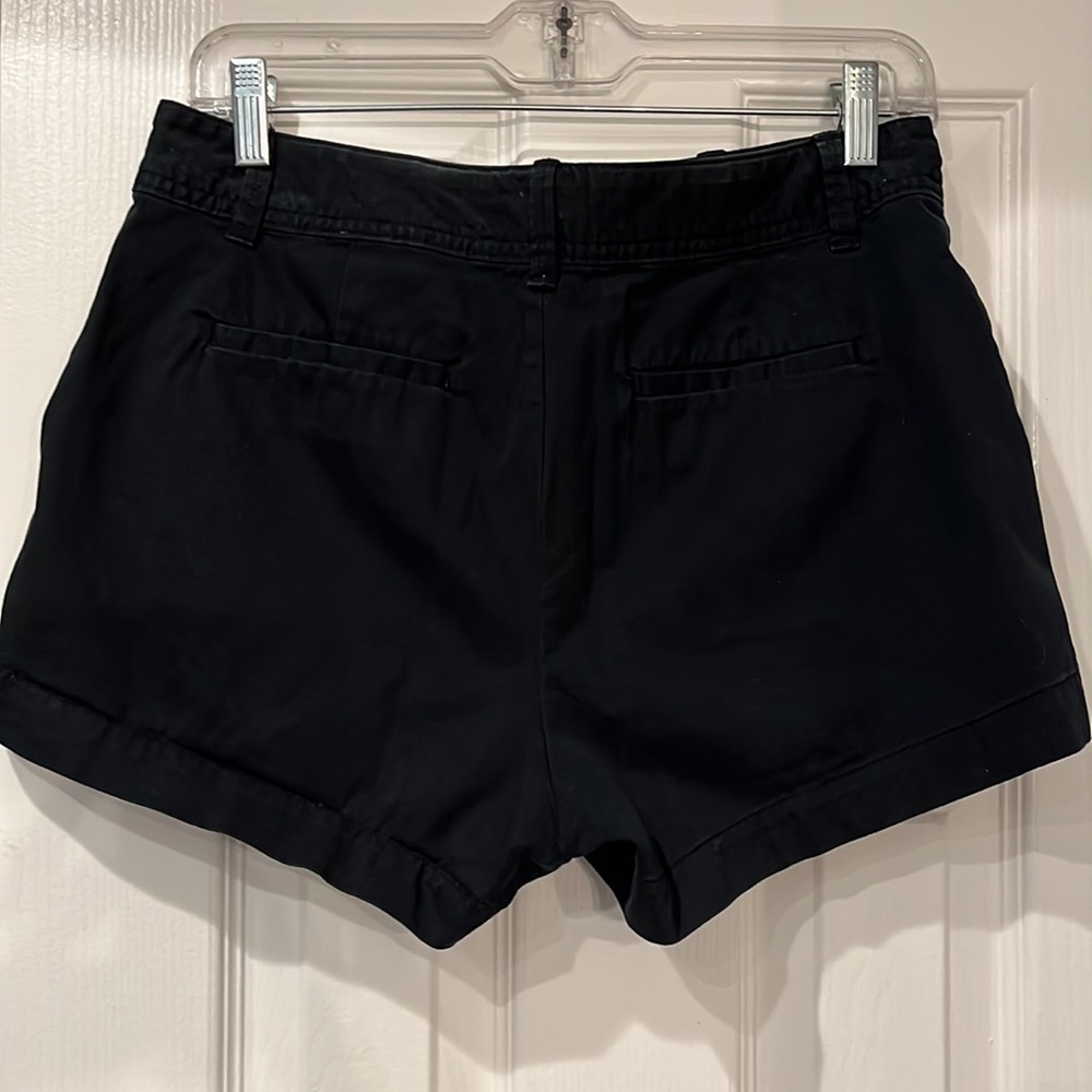 Gap City Short size 4 Black Good condition - Picture 2 of 8